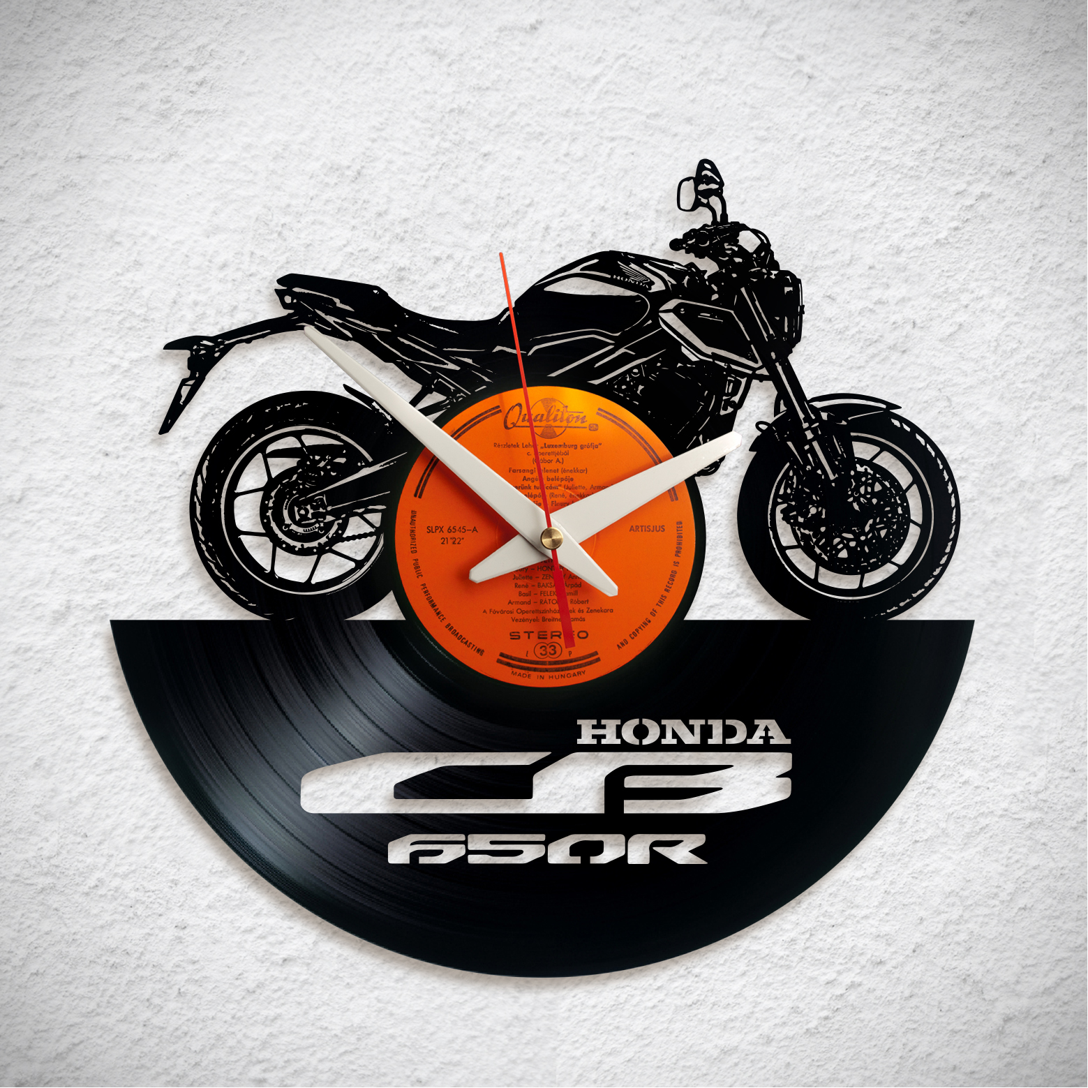 Honda CB650R – Bakelit falióra