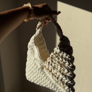 Horgolt Triangle Bag
