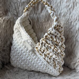 Horgolt Triangle Bag
