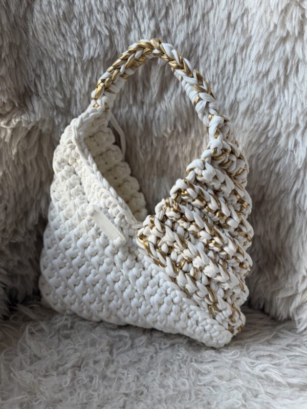 Horgolt Triangle Bag