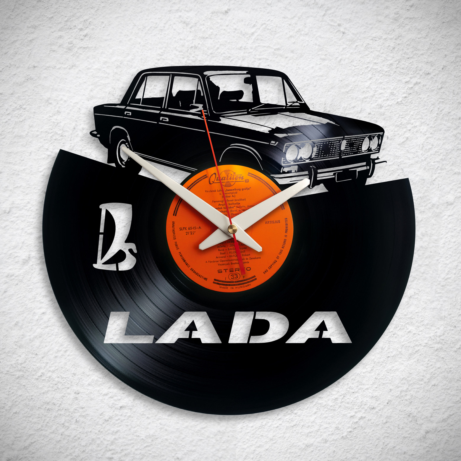 Lada 1500 – Bakelit falióra