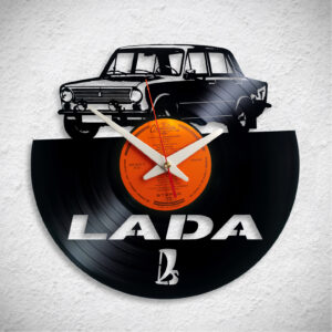 Lada Zsiguli 1200 – Bakelit falióra