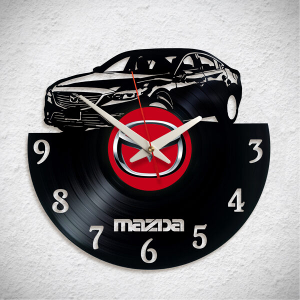 Mazda 6 – Bakelit falióra