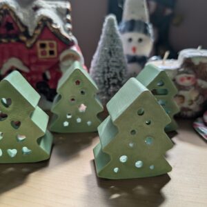 🎄 Kézzel készített fenyőfa dekoráció LED világítással 🎄