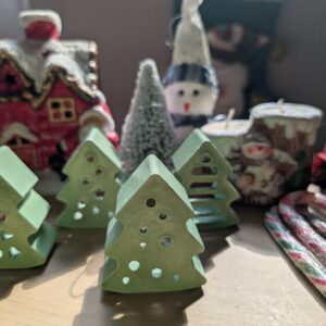🎄 Kézzel készített fenyőfa dekoráció LED világítással 🎄