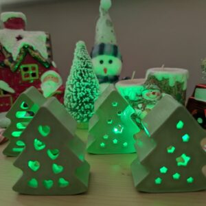 🎄 Kézzel készített fenyőfa dekoráció LED világítással 🎄