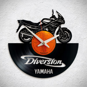Yamaha XJ900 Diversion – Bakelit falióra