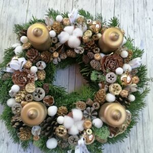 Adventi koszorú 7. Arany-fehér nordmann fenyővel