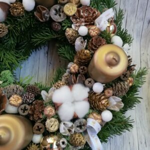 Adventi koszorú 7. Arany-fehér nordmann fenyővel