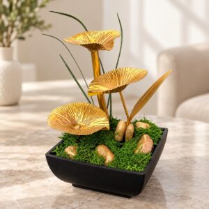 Arany levélkaszkád mohával és arany kövekkel – asztali szökőkút, 23 × 15 cm