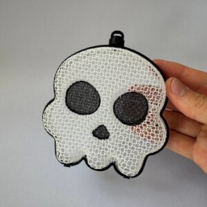 💀 Koponya alakú édesség- és ajándéktartó – 3D nyomtatott halloweeni dekoráció