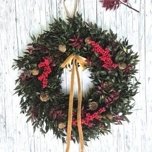 Örökzöld elegancia koszorú 33 cm Ősz-tél